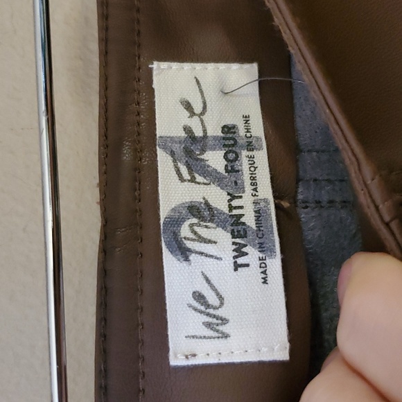 We the Free Spitfire Stacked Faux Leather Skinny Pants Wild Mustang Size 24 NWT - Picture 7 of 13